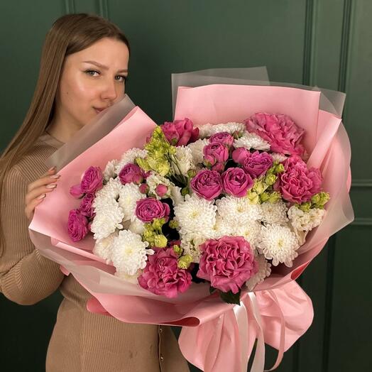 Букет Кустовая пион роза с эвкалиптом 040
