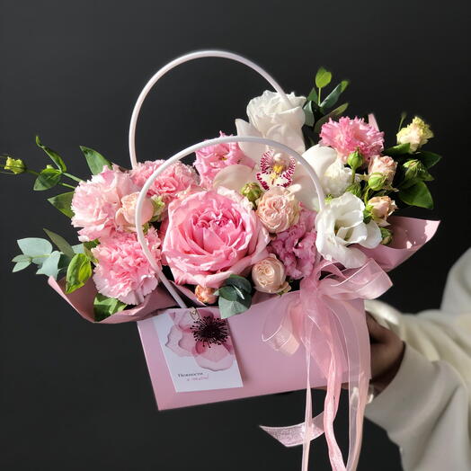 Орхидея  композиция в  сумочке 💌