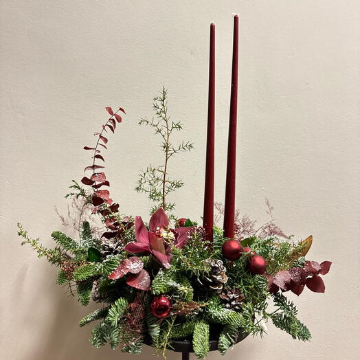 Композиция со свечами и орхидеей