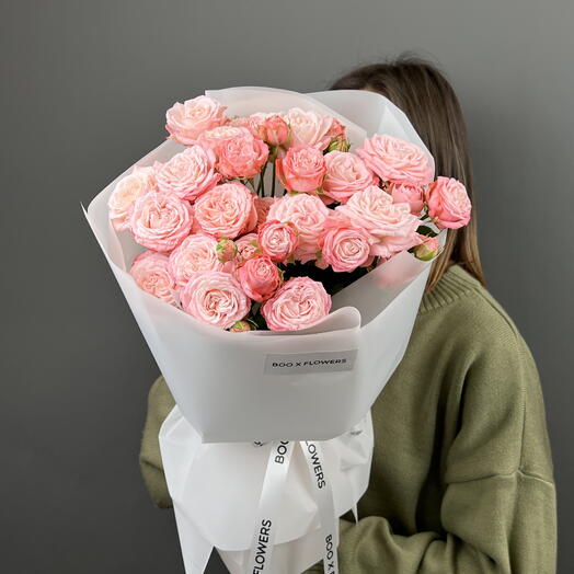 Букет из 5 кустовых пионовидных роз Бомбастик