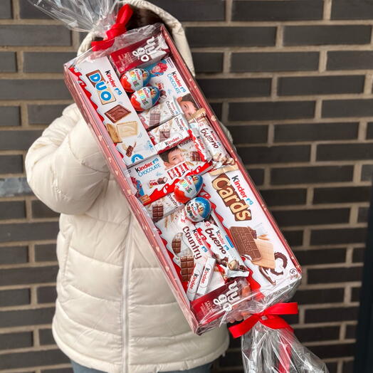 Большая конфета kinder размер М (60см)