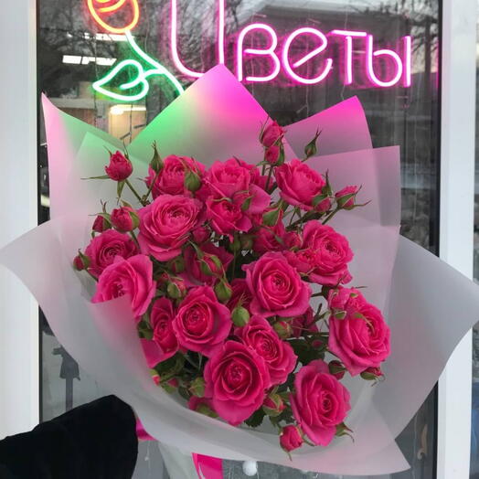 Букет с кустовыми розами 🎀