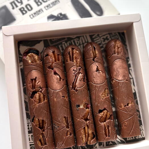 Шоколадные сигары — вот это подарок