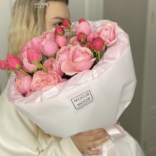 Монобукет из кустовых роз «Ягодное поле » Bloom room
