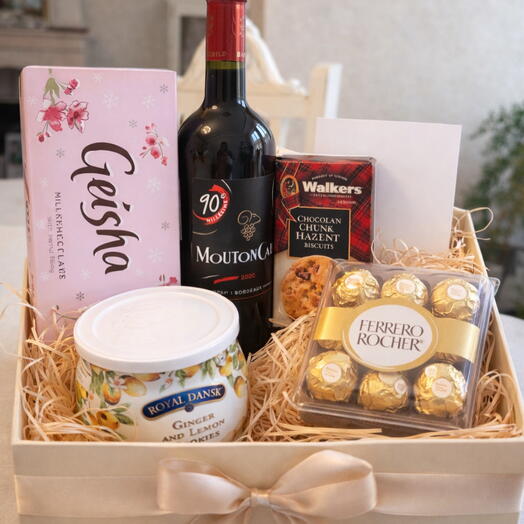 Wine   Chocolate Gift Basket