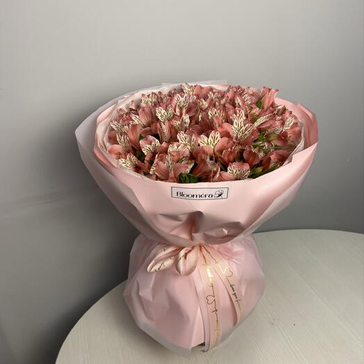 Воздушные альстромерии