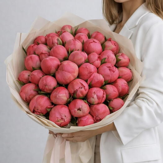 Коралловые крупные пионы 39 шт