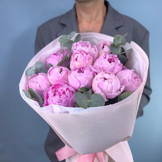 Букет пионы Сара Бернар 11 шт и эвкалипт PEONY67