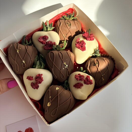 Клубника в шоколаде ♥️