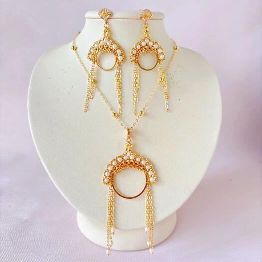 Комплект (серьги + кулон) ручная работа