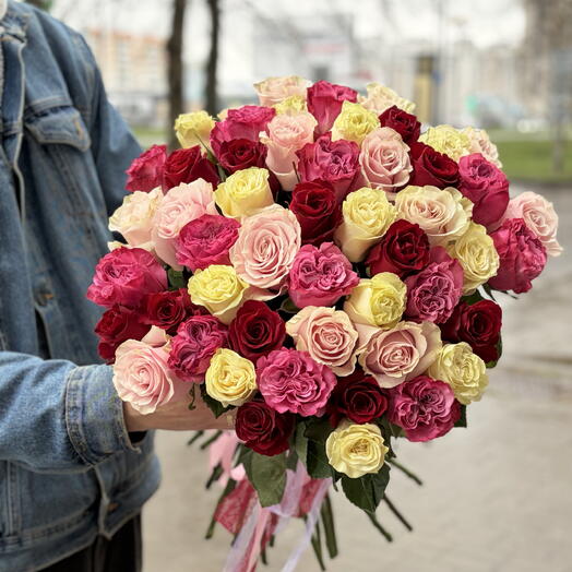 51 Роза микс с лентой