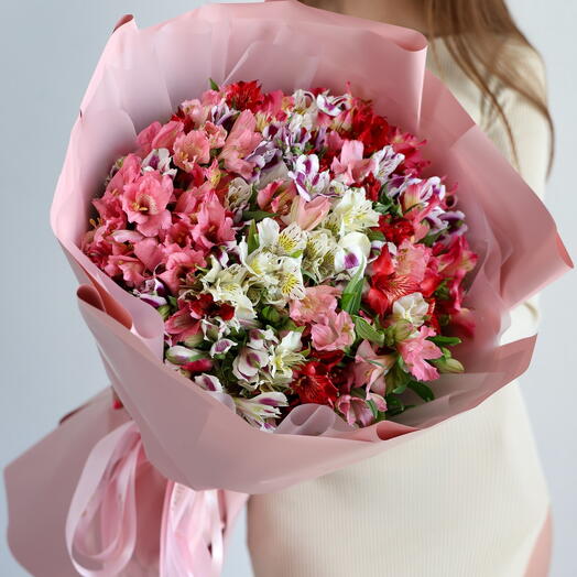 Ramo de mezcla de alstroemeria (51 piezas)