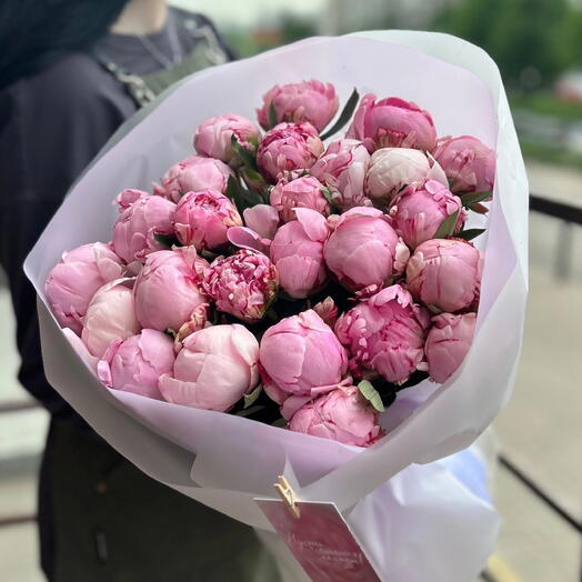 Шикарный букет пионов 21шт