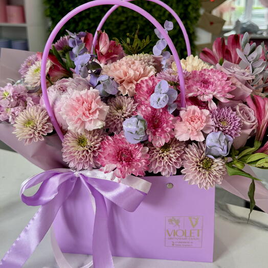 Букет в корзинке микс от VF