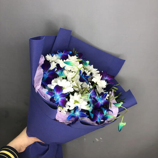 Ромашки с космическими орхидеями🌸