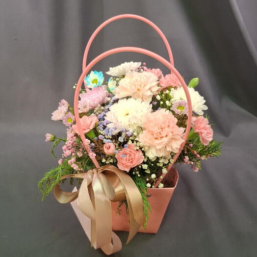 Нежная сумочка цветов 💐