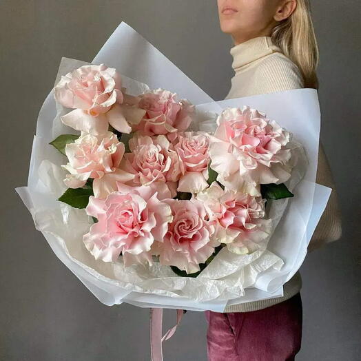 Букет из розовых французских роз