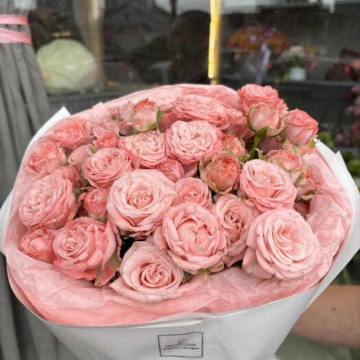 Pink roses