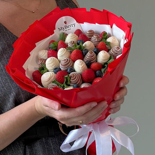 Клубника в шоколаде - букет с голубикой и мятой 🍓