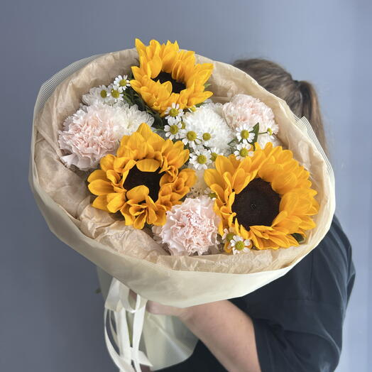 Букет яркий 🌻 солнечные подсолнухи 🌻🌻🌻 ромашка 🌼🌼🌼 кремовый диантус