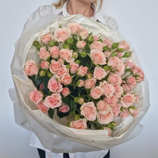 Монобукет из кустовой розы Лидия