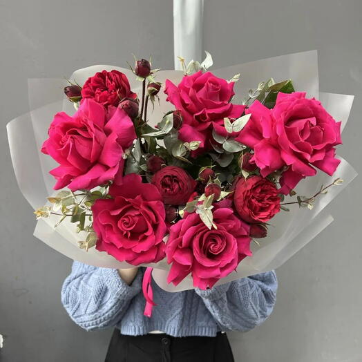Букет с французскими розами и пионовидными розами Red Piano 🌹