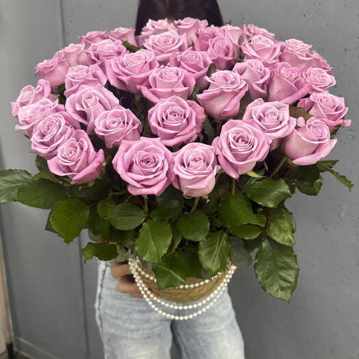 Корзина с розами 35 штук