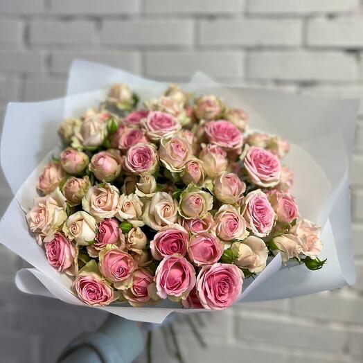 15 кустовых роз