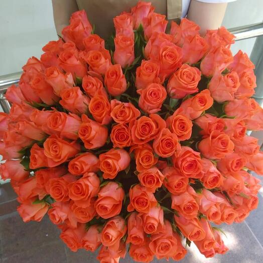  101 coral roses