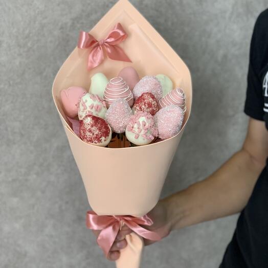 Букет "Нежный" клубника в шоколаде