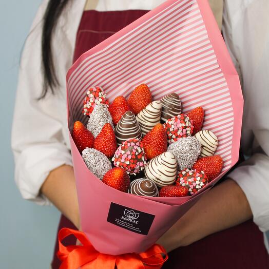 Букет из клубники в шоколаде, съедобный, сладкий букет История любви