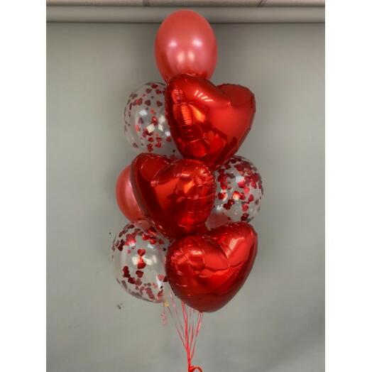 Composition of 12 balloons Love