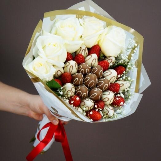 With the addition of 5 roses