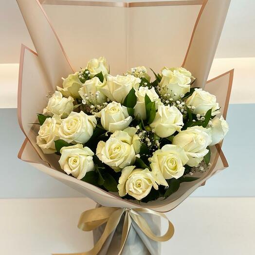 Beautiful White Rose Bouquet