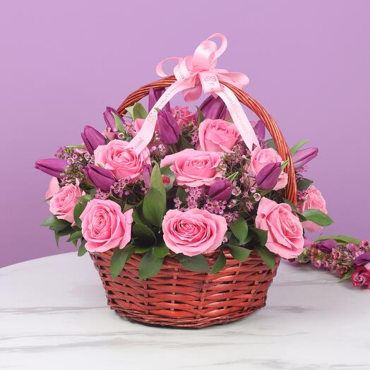 Allure 35 Roses and Tulips Basket