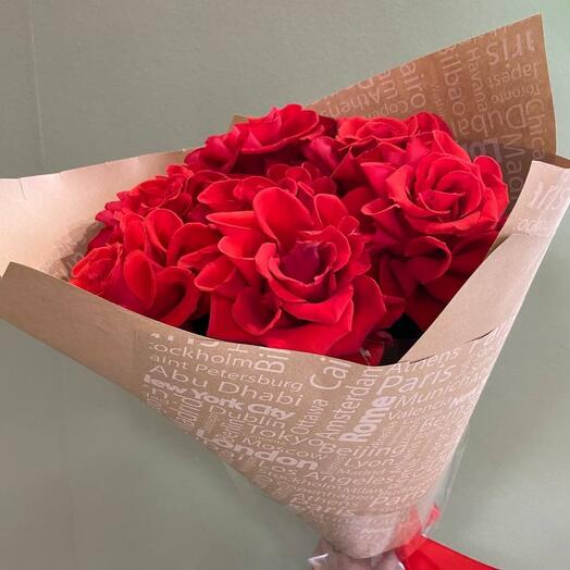 Monookette de 7 rosas francesas caladas
