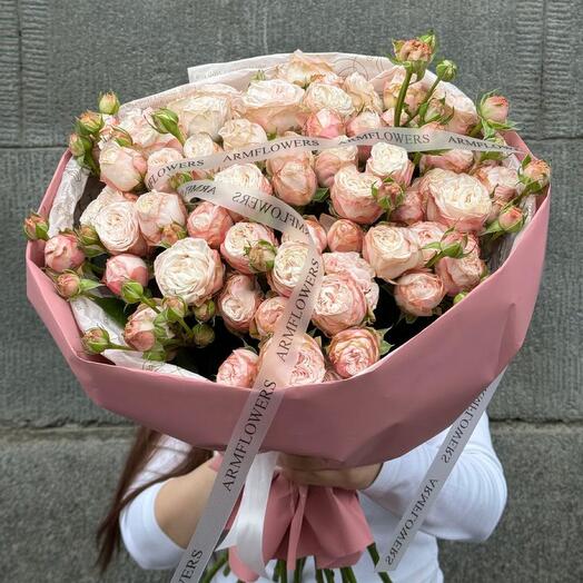 Кустовые пионовидные розы Bombastic