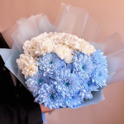 Blue and white bouquet with chrysanthemum, hydrangea and carnation