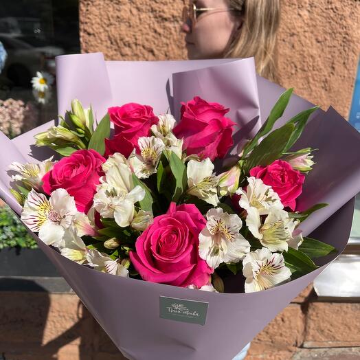 Ramo de rosas "Pink Floyd" y alstroemeria