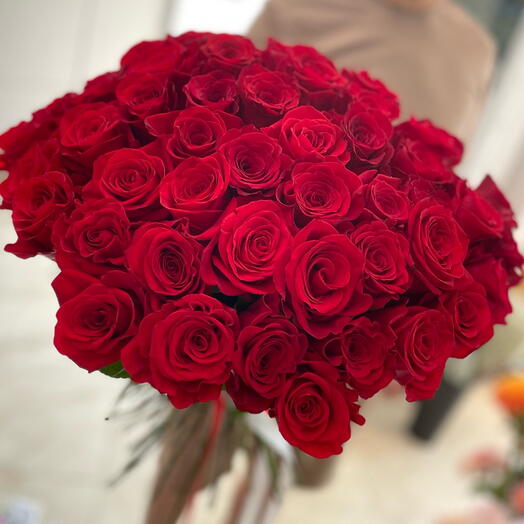 Красные розы