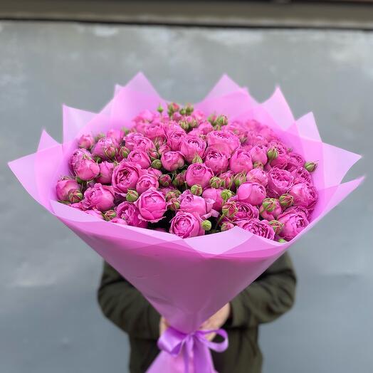 Букет из Пионовидных кустовых роз