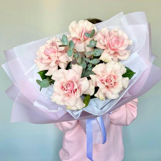 Ажурные розы с эвкалиптом