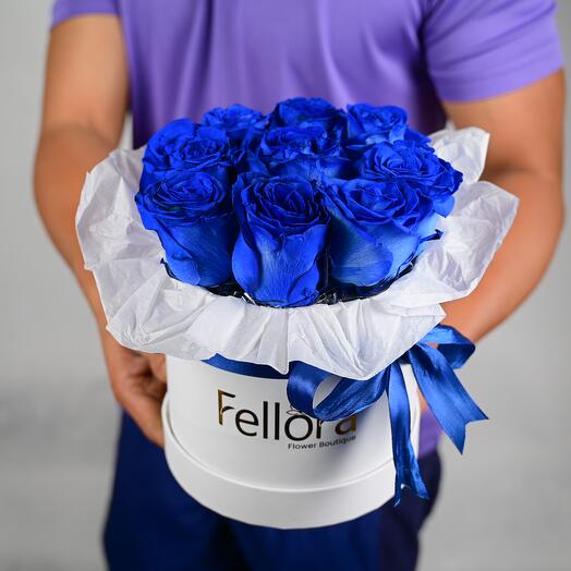 9 Blue Roses in White Round Box-5384