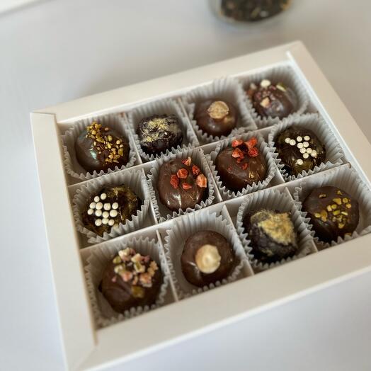 Конфеты 12 шт