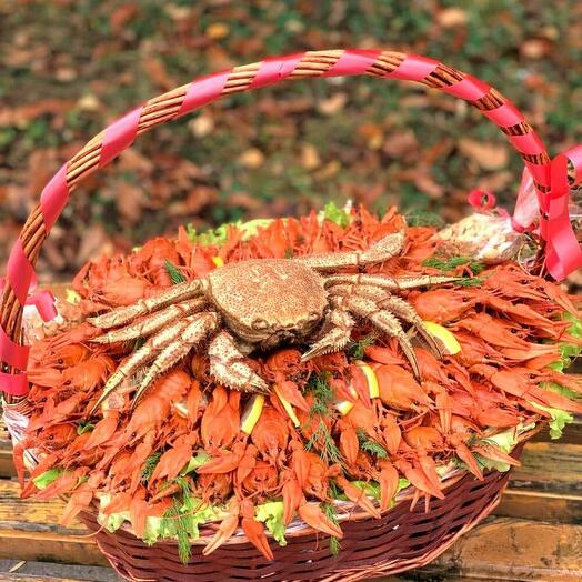 Огромная мужская корзина