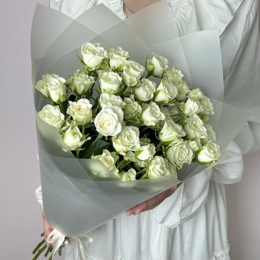 Букет Кустовых Белых Роз 9 шт