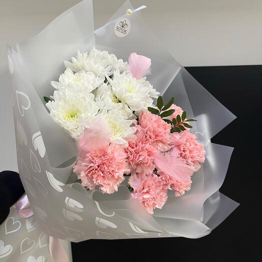 Нежное объятие 🌸