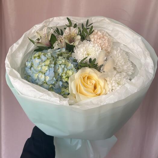 Нежный букет с Гортензией 🌸