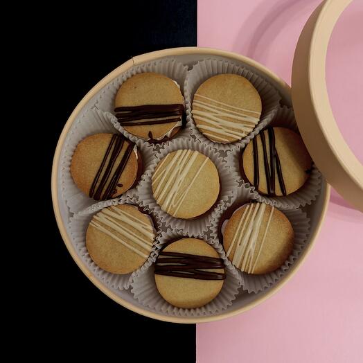 Зефиросендвичи ассорти в круглой коробке