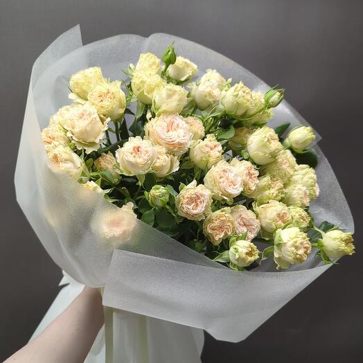 Hit! 9 кустовых роз 💛